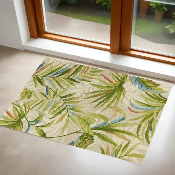 2' x 3' Botanical Leaves Hand Tufted Area Rug - Sand