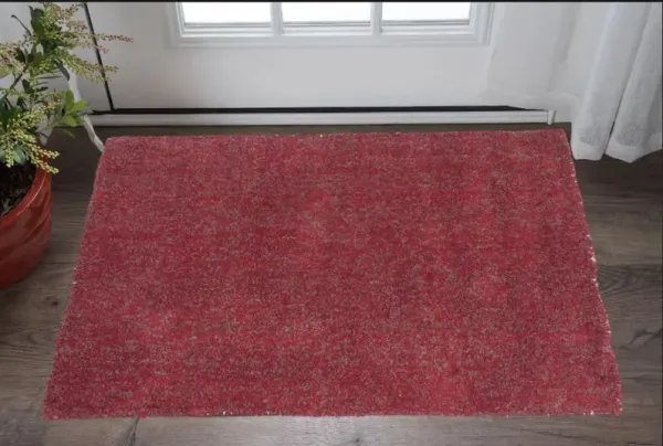 2' x 4' Polyester Heather Area Rug - Red
