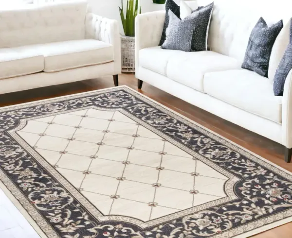 5' x 8' Diamond Bordered Area Rug - Ivory Or Gray