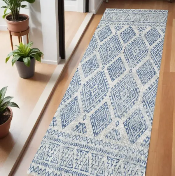7' x 7' Runner Rug - Ivory And Blue