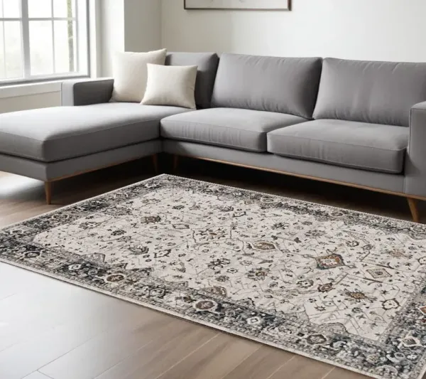 9.8' x 13.2' Area Rug - Gray And Ivory