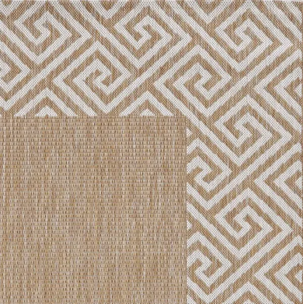 94 x 94 Polypropylene Rug - Natural