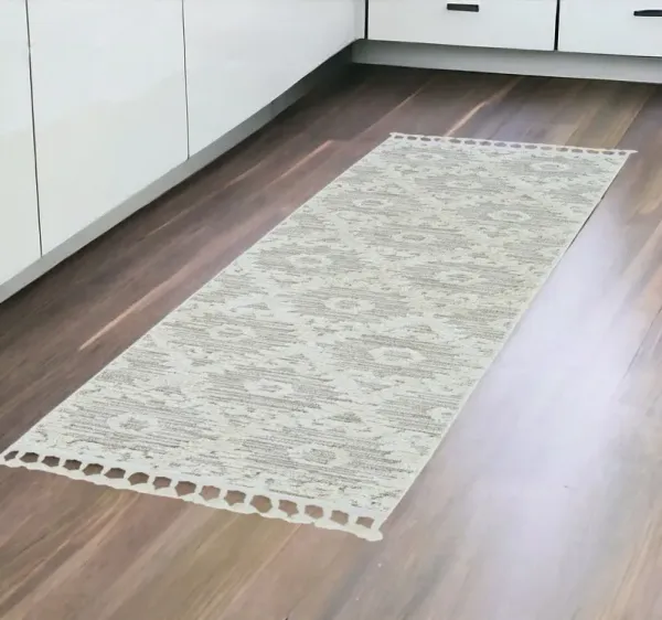 8' Geometric Runner Rug - Beige And Ivory