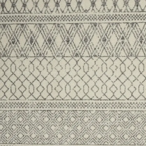 3.8' x 5.8' Geometric Power Loom Area Rug - Gray