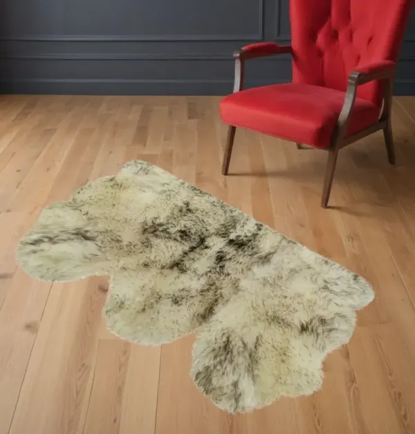 3' x 5' Natural Sheepskin Area Rug - Brown Ombre