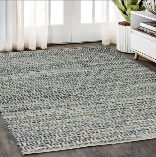 5' x 7.8' Area Rug - Blue And Gray