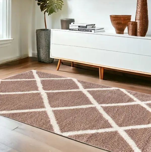 4' x 6' Geometric Area Rug - Beige