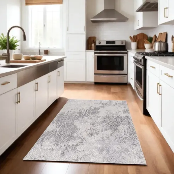 4' x 6' Tinted Ogee Pattern Area Rug - Cream And Gray