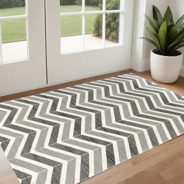 3' x 5' Chevron Power Loom Area Rug - Gray