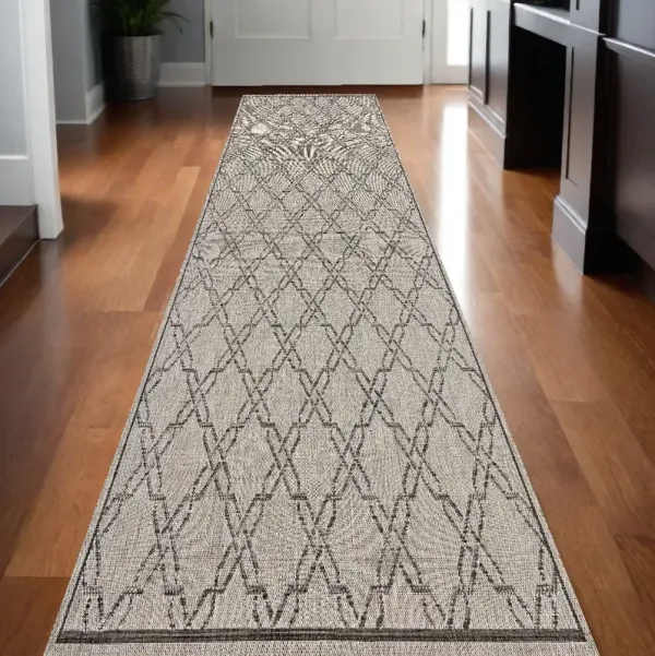 13' Runner Geometric Runner Rug - Gray And Ivory