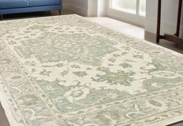 5' x 8' Medallion Area Rug - Green And Cream