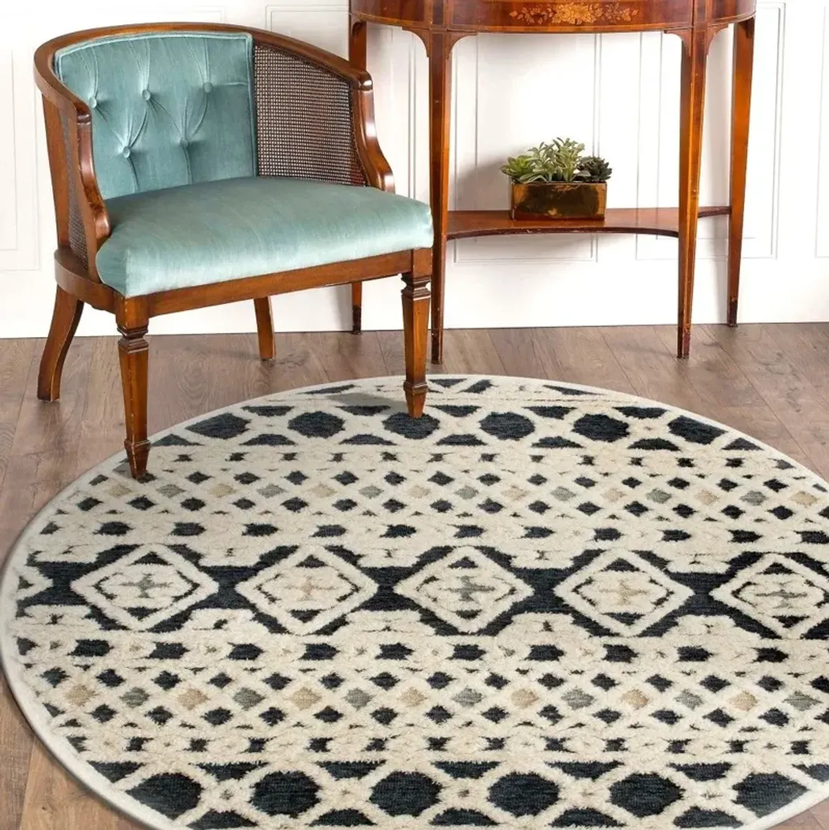 4' Round Decorative Area Rug - Blue And Cream