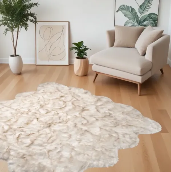 6' x 6' Faux Fur Washable Non Skid Area Rug - Ombre Tan