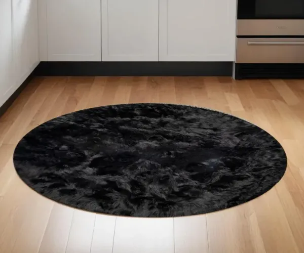 6' x 6' Round Faux Fur Washable Non Skid Area Rug - Black