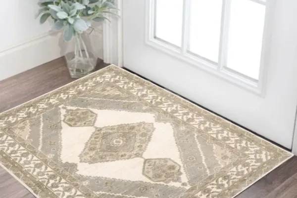 1.9' x 3.3' Oriental Power Loom Area Rug - Beige And Ivory