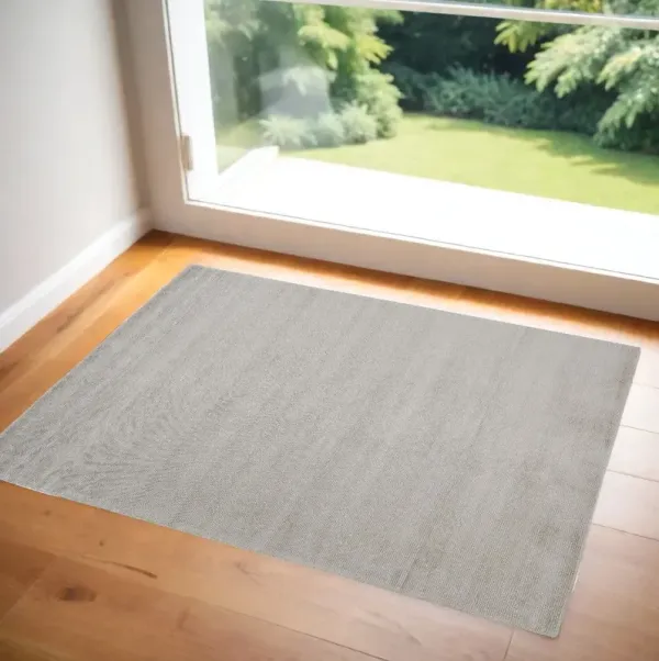 2' x 3' Hand Woven Distressed Area Rug - Gray And Silver
