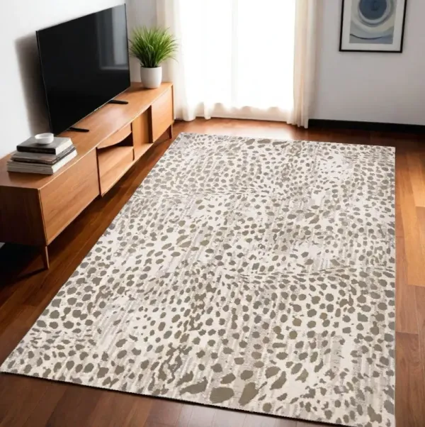 5' x 8' Abstract Stain Resistant Area Rug - Brown And Ivory