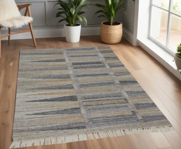 4' x 6' Geometric Hand Woven Stain Resistant Area Rug With Fringe - Tan Gray And Taupe