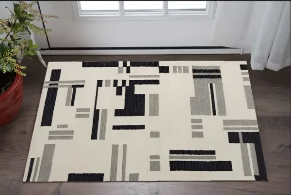 2' x 3' Wool Abstract Hand Tufted Area Rug - Ivory