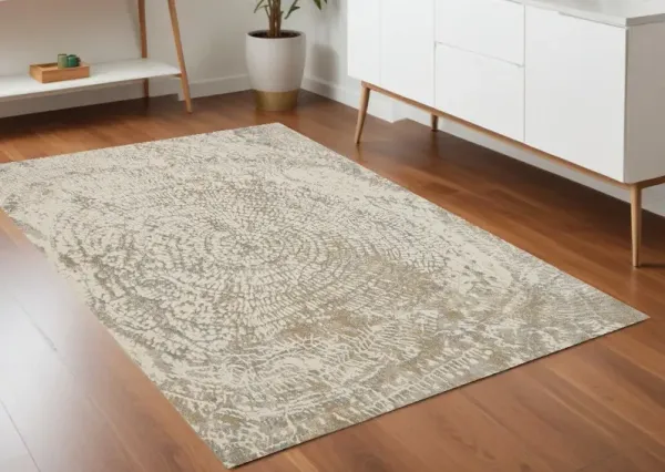 4' x 6' Abstract Area Rug - Ivory Tan And Gray
