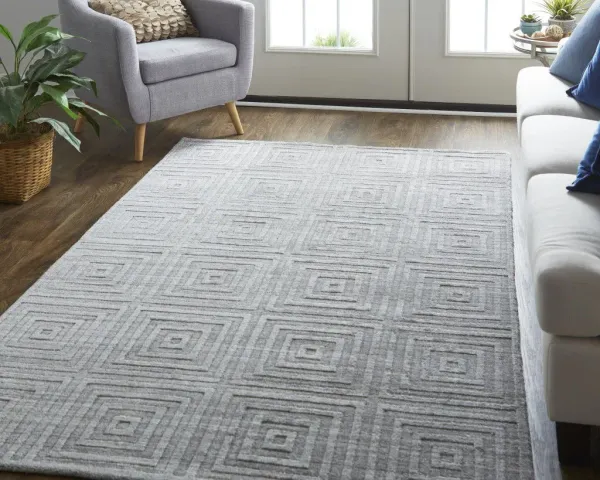 5' x 8' Striped Hand Woven Area Rug - Silver And Gray