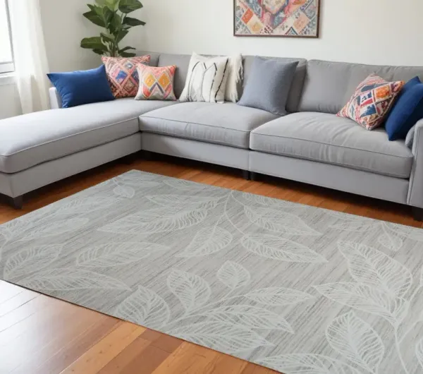 7' x 10' Floral Distressed Area Rug - Beige And Ivory