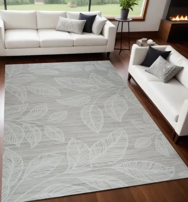 5' x 8' Floral Distressed Area Rug - Beige And Ivory