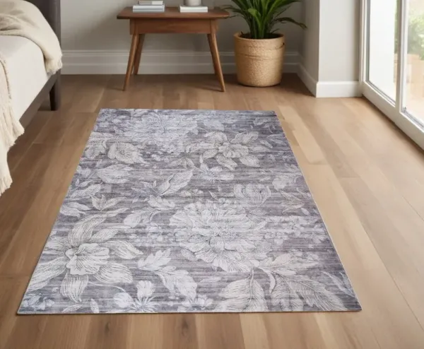 3.9' x 5.8' Floral Area Rug - Gray And Beige