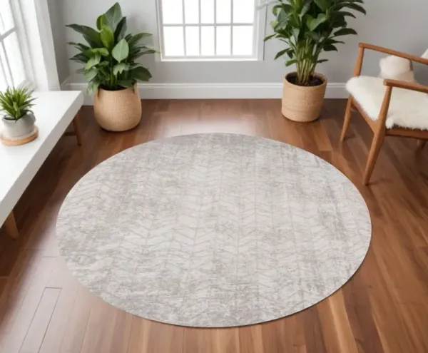 5' Round Chevron Non Skid Area Rug - Gray And White