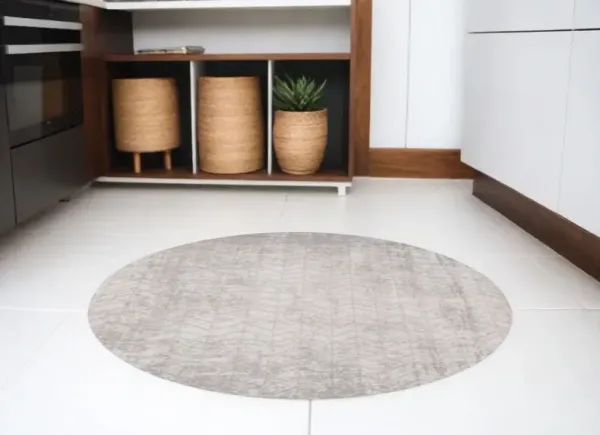 8' Round Chevron Non Skid Area Rug - Gray And White