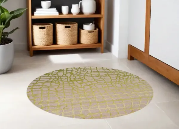 7' x 7' Round Abstract Non Skid Area Rug - Gray And Green