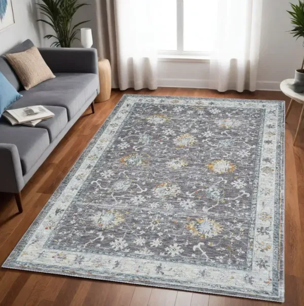 5' x 8' Floral Area Rug - Ivory And Gray