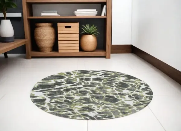 5' Round Abstract Non Skid Area Rug - Green And White