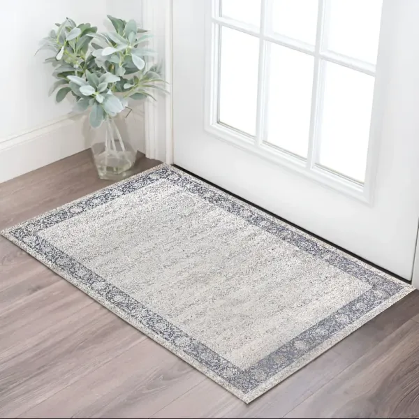 2' x 3' Floral Area Rug - Blue And Beige