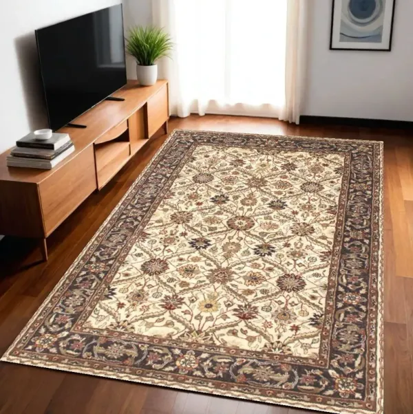 5' x 8' Oriental Hand Tufted Non Skid Area Rug - Ivory And Black