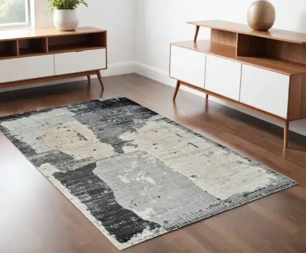 4' x 6' Abstract Distressed Area Rug - Beige And Black