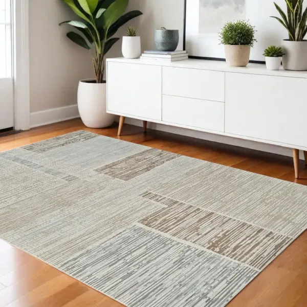 3.9' x 3.9' Abstract Distressed Polypropylene Area Rug - Beige And Brown