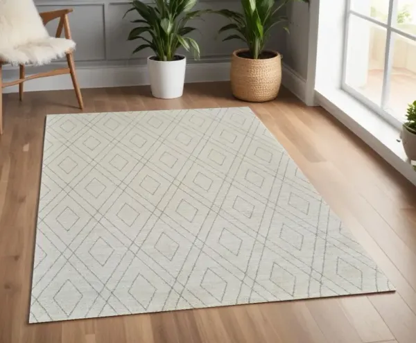 4' x 6' Abstract Non Skid Area Rug - Beige And Gray