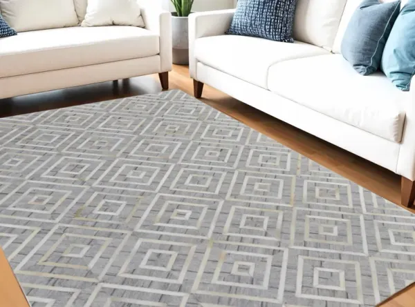 5' x 8' Geometric Hand Woven Area Rug - Gray And Ivory