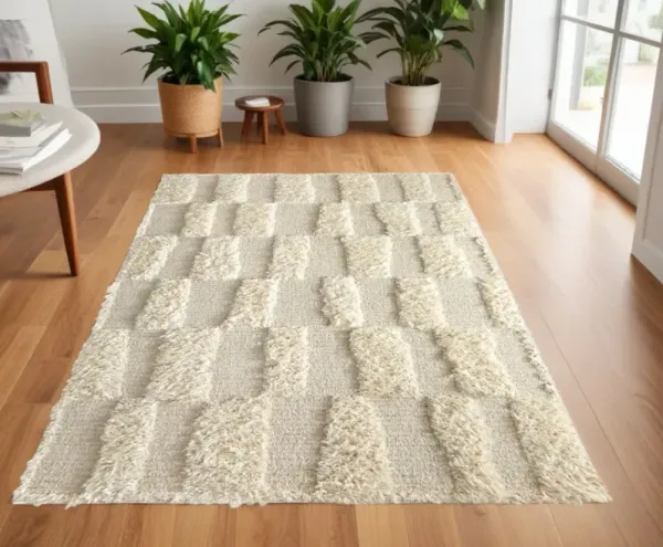 4' x 6' Wool Geometric Hand Woven Area Rug - Ivory