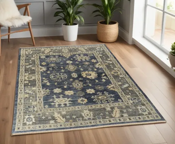 4' x 6' Wool Floral Hand Knotted Area Rug With Fringe - Blue And Gray