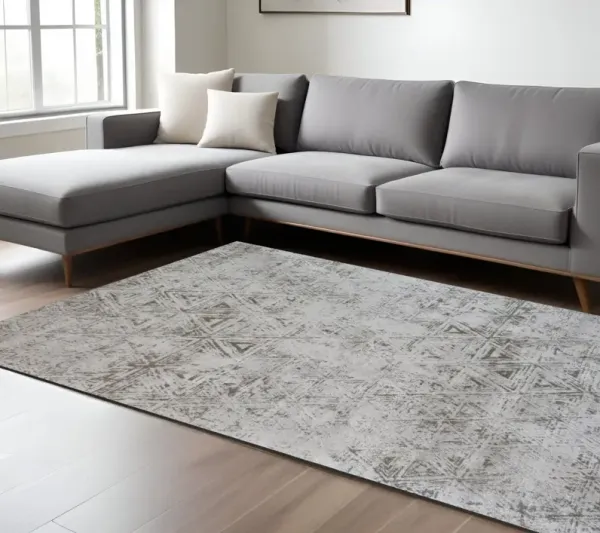 5' x 8' Abstract Area Rug - Cream And Beige