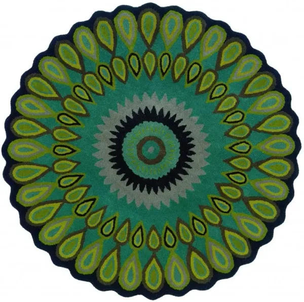 5' Round Peacock Feather Area Rug - Green