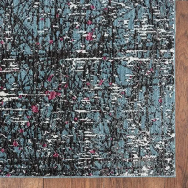5' x 8' Chaotic Strokes Area Rug - Blue