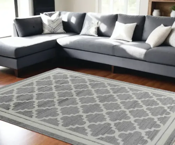 7' x 10' Moroccan Area Rug - Gray
