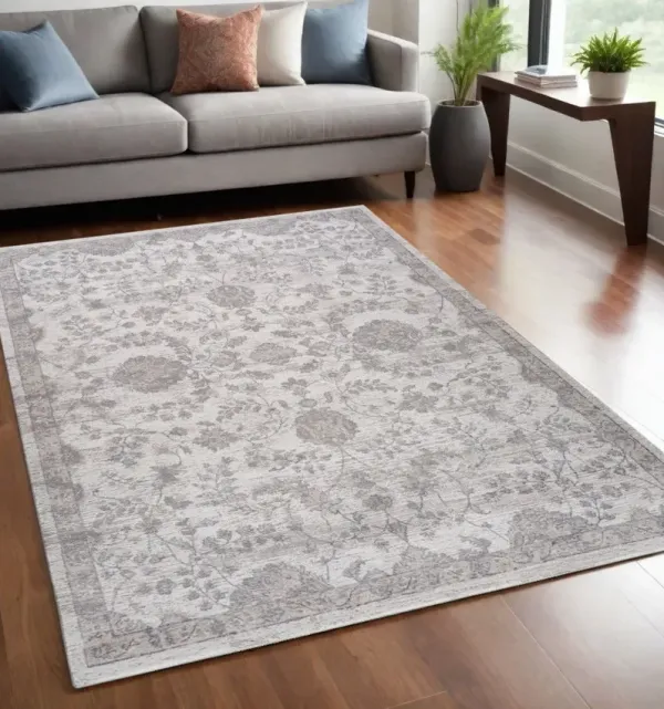 5' x 8' Floral Distressed Area Rug - Beige And Gray