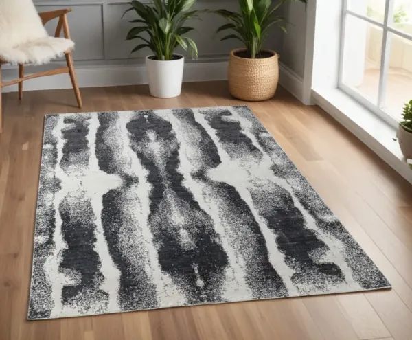 3.5' x 5.5' Abstract Hand Woven Area Rug - Gray And Black