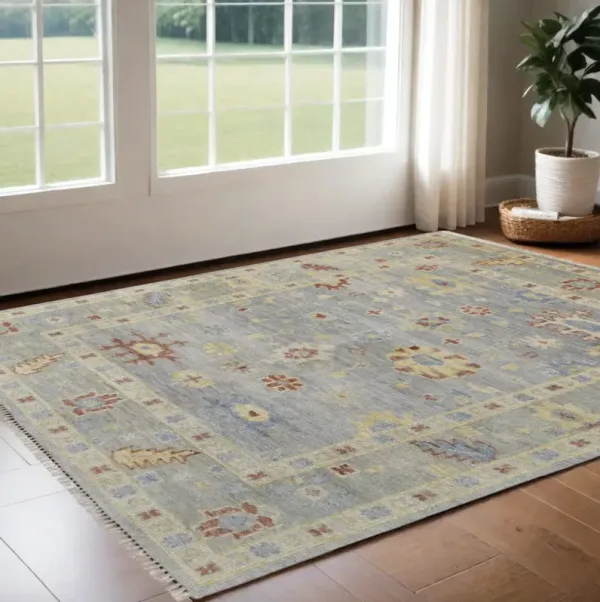 3' x 5' Wool Floral Hand Knotted Area Rug With Fringe - Light Blue And Taupe