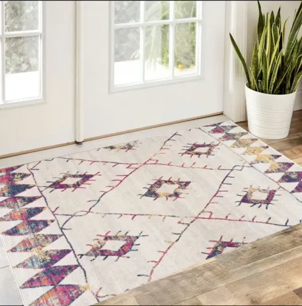 2' x 4' Damask Area Rug - Cream