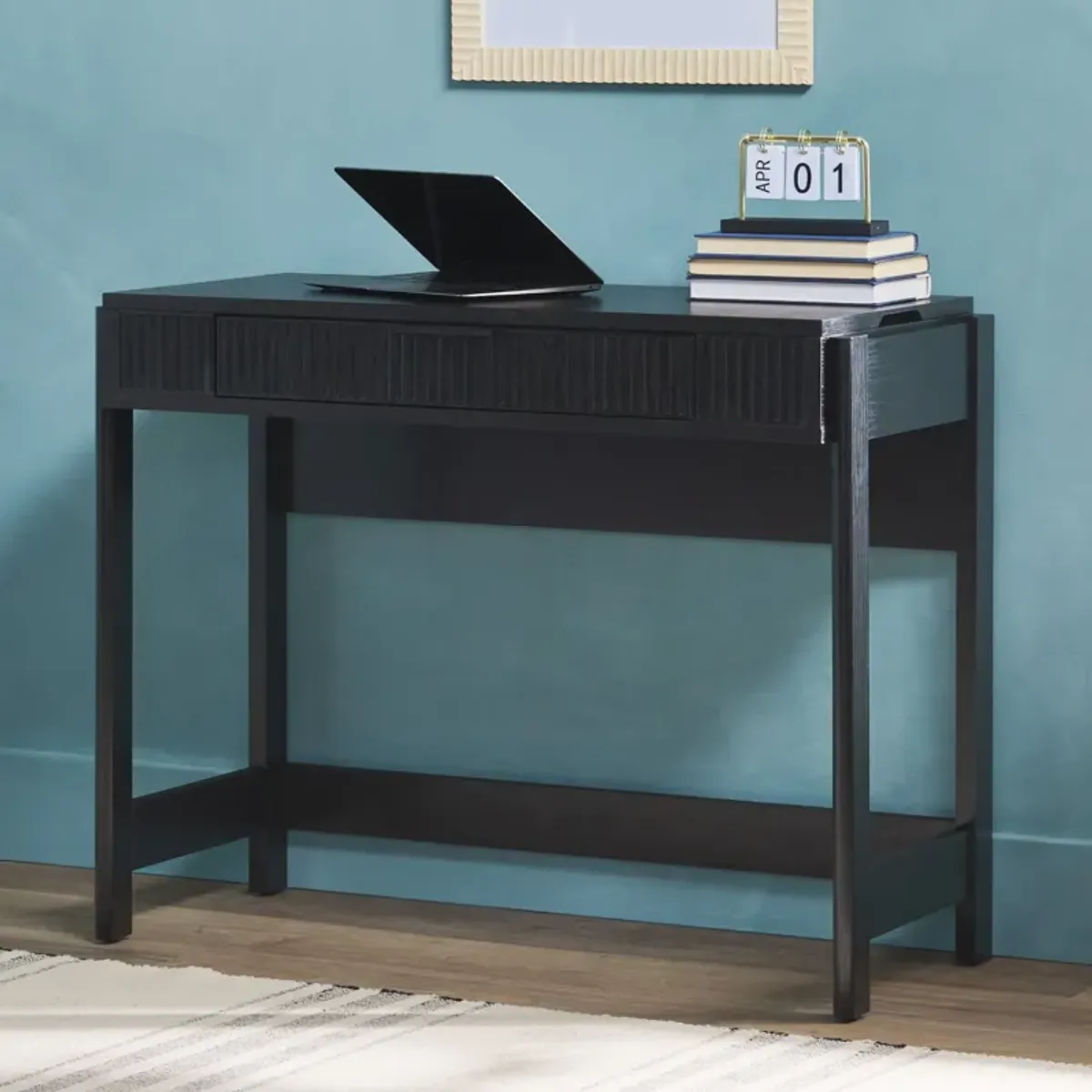 Transitional Reeded Writing Desk With Drawer